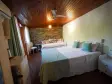 ŞİRİNCE YOLUNDA GENİŞ ARAZİLİ SATILIK BUTİK OTEL