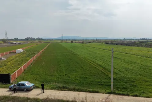 İZMİR OĞLANANASI SATILIK TEKTAPU 11.385 M2 YOL CEPHELİ KELEPİR FİYATA ARAZİ