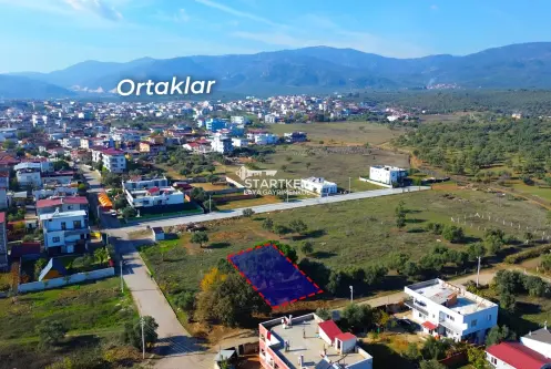 ORTAKLAR MAHALLESİ&#39;NDE SATILIK İMARLI ARSA
