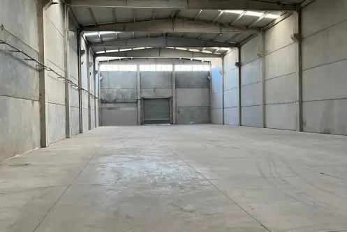 MENDERES&#39;DE 1750 M2 KİRALIK DEPO