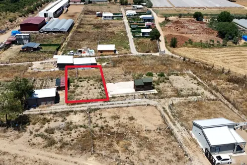  ATAKÖY&#39;de 320 m2 KÖK HİSSE TAPULU TARLA