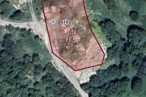 İpek Koldemir’den Urla’da Satılık 720 m2 Hisse Tapu