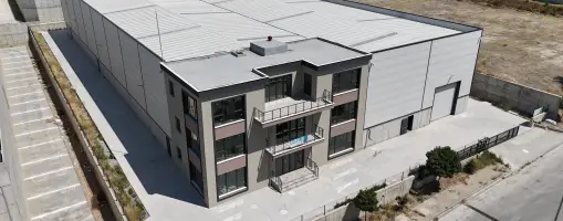 Kemalpaşa Bağyurdu Organize&#39;de 3500 m2 Kiralık Fabrika