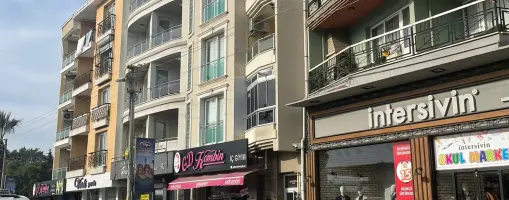Özmen Caddesi Üzerinde Satılık Dükkan