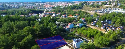 KUŞADASI SOĞUCAK&#39;TA KISMİ DENİZ MANZARALI, VİLLA İMARLI 2 PARSEL