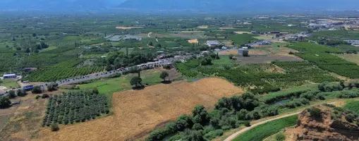 Emlak Atölyesi&#39;nden | Ankara Asfaltına Cephe Satılık Bahçe