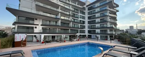İzmir Bornova Latif Aydemir Business Sit. 1+1 Kiralık Ofis CB PH