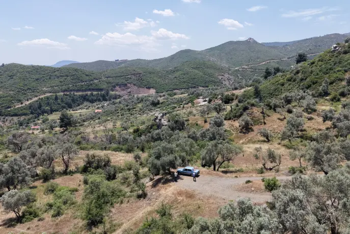 İZMİR ÇATALCADA SATILIK TEKTAPU 3.050 M2 KÖYE YAKIN MANZARALI YATIRIMLIK BAHÇE