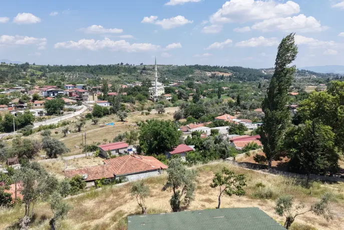 ÇATALCADA SATILIK 624 M2 TAPULU KÖYİÇİ TAŞ DUVAR ÇEVRİLİ