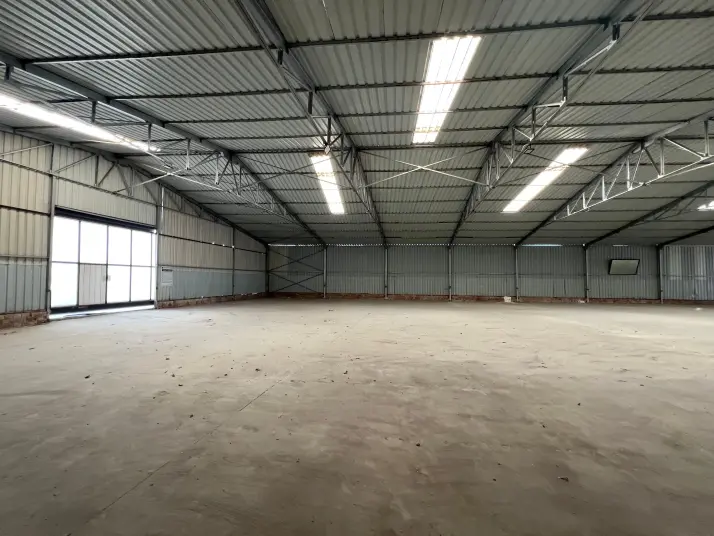 OTOBAN BAĞLANTISINA ve SANAYİ BÖLGESİNE ÇOK YAKIN 1.300 M² DEPO