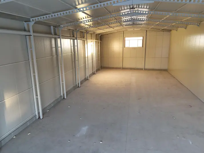 ÜÇ ELMASTAN HAVALİMANINA YAKIN ANA YOL ÜSTÜ 500 M²MUHTEŞEM DEPO