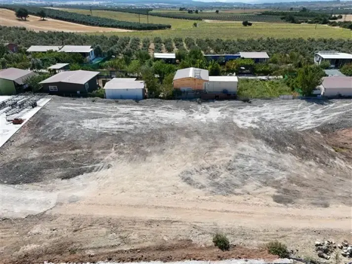 ÜÇELMASTAN KISIK SANAYİSİNE ÇOK YAKIN 5.000 M²MUHTEŞEM BİR ARAZİ