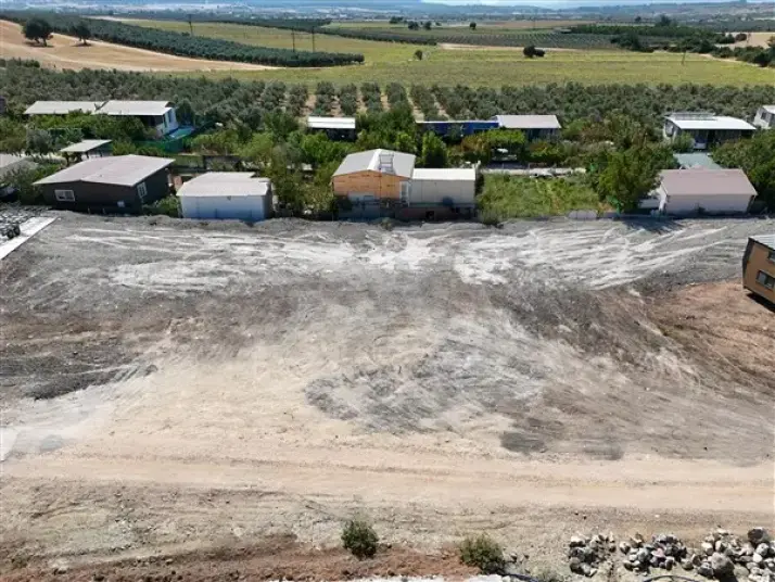 ÜÇELMASTAN KISIK SANAYİSİNE ÇOK YAKIN 5.000 M²MUHTEŞEM BİR ARAZİ