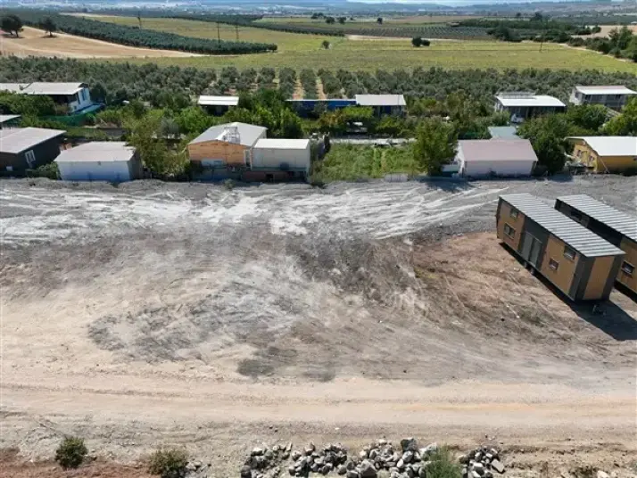 ÜÇELMASTAN KISIK SANAYİSİNE ÇOK YAKIN 5.000 M²MUHTEŞEM BİR ARAZİ