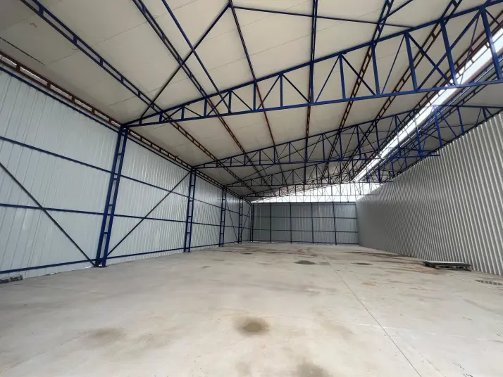 ÜÇ ELMASTAN KÜNER KAVŞAĞINA YAKIN 500 M²MUHTEŞEM BİR DEPO