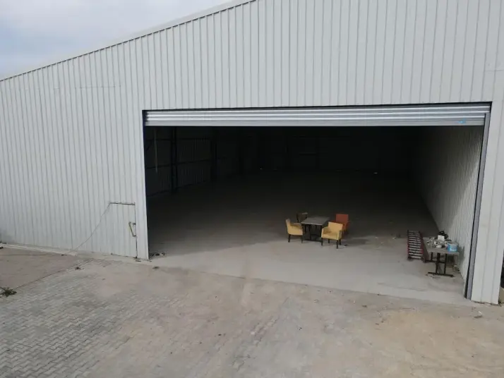 ÜÇ ELMASTAN KÜNER KAVŞAĞINA YAKIN 500 M²MUHTEŞEM BİR DEPO
