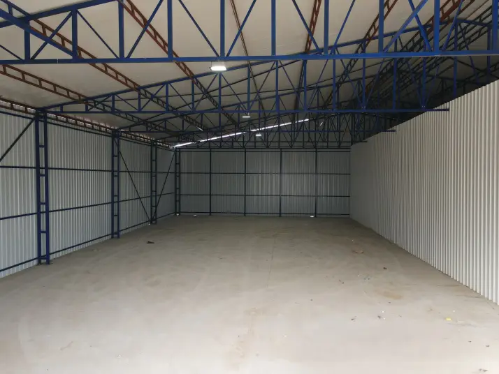 ÜÇ ELMASTAN KÜNER KAVŞAĞINA YAKIN 500 M²MUHTEŞEM BİR DEPO