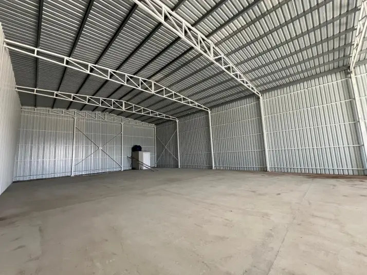 ÜÇ ELMASTAN 1.000 M² KAPALI 300 M²AÇIK ALANLI MUHTEŞEM BİR DEPO