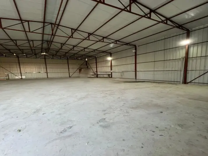 ÜÇ ELMASTAN SANAYİ BÖLGESİNE ve MENDERESE YAKIN 300 M²SÜPER DEPO