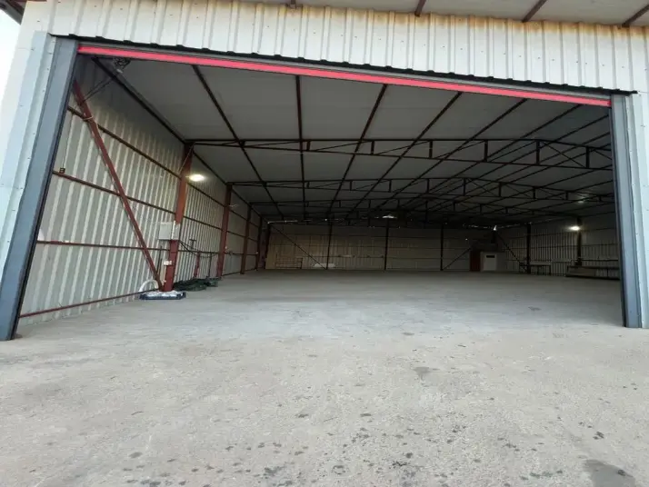 ÜÇ ELMASTAN SANAYİ BÖLGESİNE ve MENDERESE YAKIN 300 M²SÜPER DEPO