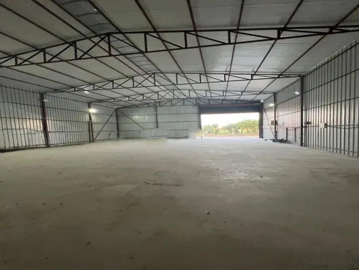 ÜÇ ELMASTAN SANAYİ BÖLGESİNE ve MENDERESE YAKIN 300 M²SÜPER DEPO