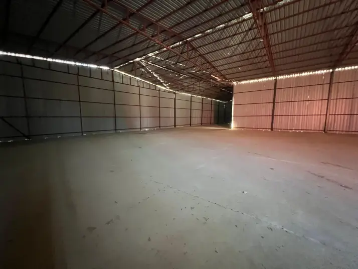OTOBAN BAĞLANTISINA ve SANAYİ BÖLGESİNE ÇOK ÇOK YAKIN 750 M²DEPO