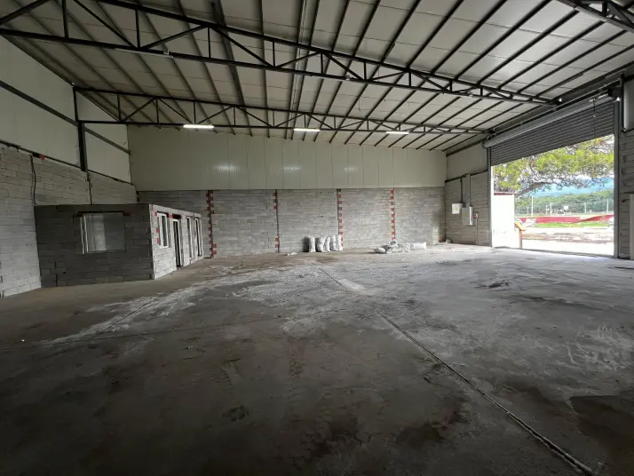 ÜÇ ELMASTAN 100 KW ENERJİLİ 400 M²KAPALI 150 M²AÇIK RUHSATLI YER