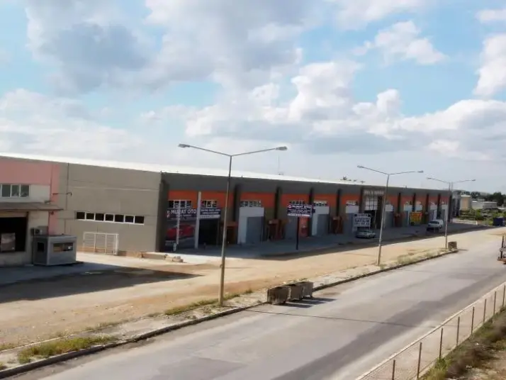GAZİEMİR İNKA İŞ MERKEZİ&#38;#39;NDE 1500 M2 DEPO VE İMALATHANE