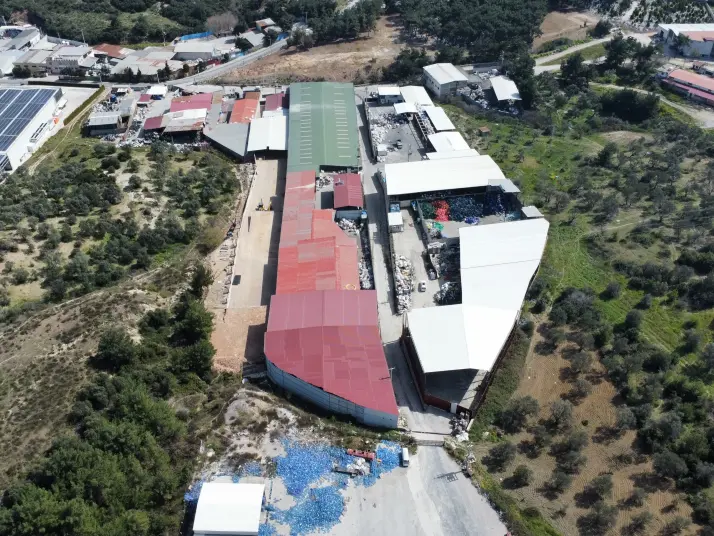 Real’den İzmir Bornova Gökdere 1000 m2 kiralık depo