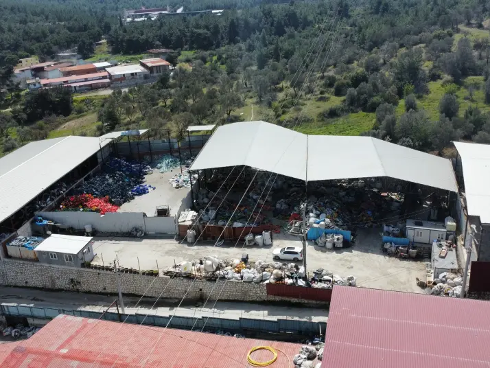Real’den İzmir Bornova Gökdere 1000 m2 kiralık depo