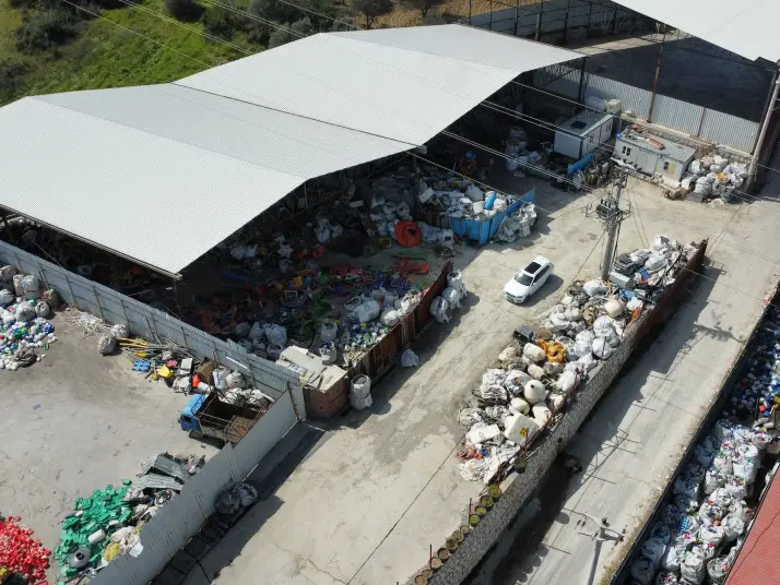 Real’den İzmir Bornova Gökdere 1000 m2 kiralık depo