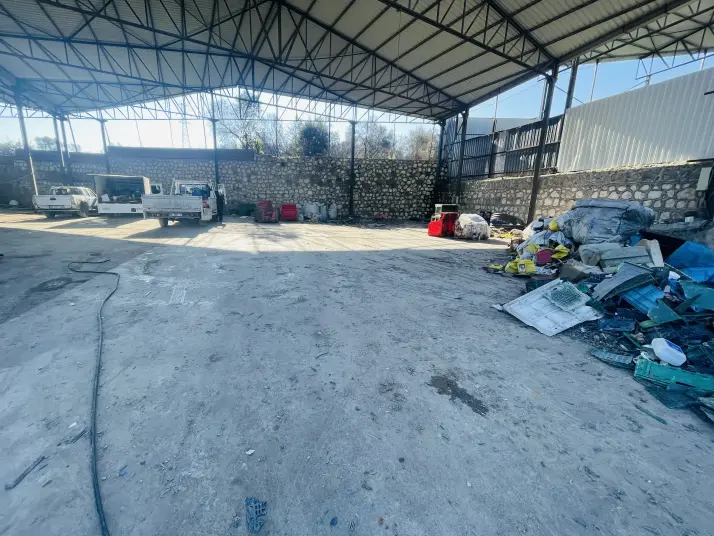 Real’den İzmir Bornova Gökdere 1000 m2 kiralık depo
