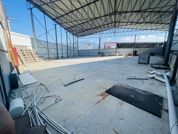 Real’den İzmir Bornova Gökdere 1000 m2 kiralık depo
