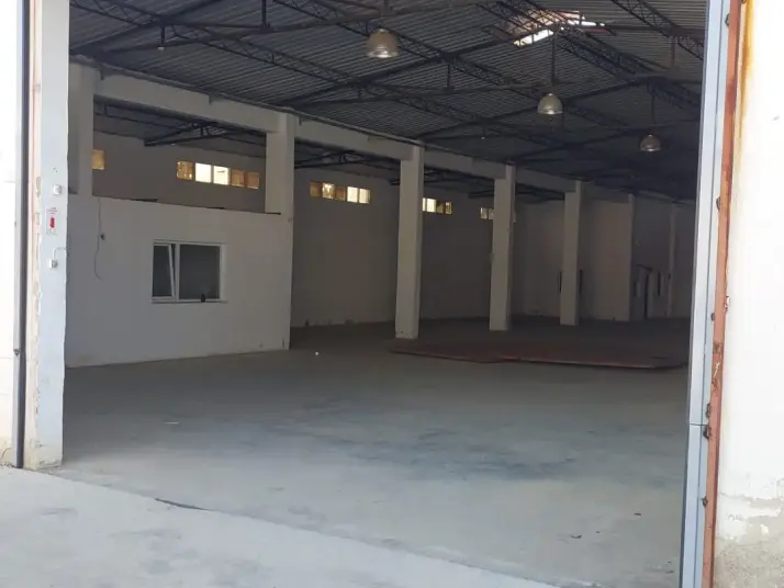 GAZİEMİR DE İSTER DEPO İSTER FABRİKA 1000 M2