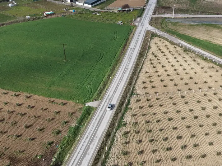 TEKELİDE ANAYOL CEPHELİ SATILIK TAPULU 260 M2 İZBANA YAKIN BAHÇELER