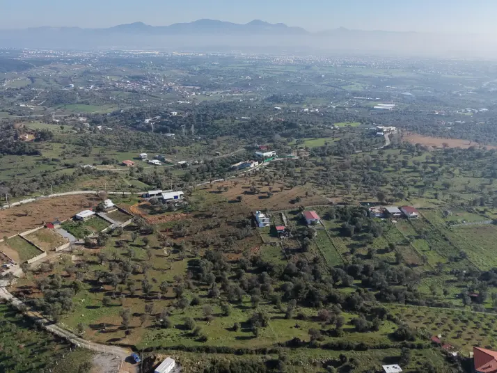 MENDERES AKÇAKÖYDE SATILIK TEKTAPU 3.160 M2 FULL MANZARALI YATIRIMLIK ARAZİ