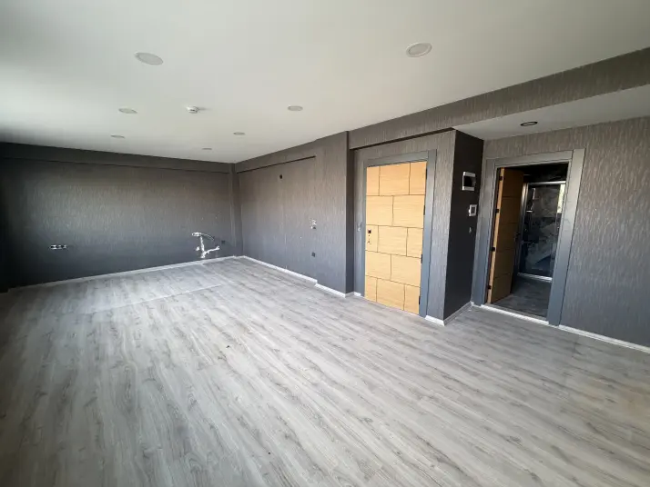 ÇİĞLİ ANADOLU CAD METRO MARKET KARŞISI KİRALIK OFİSLER