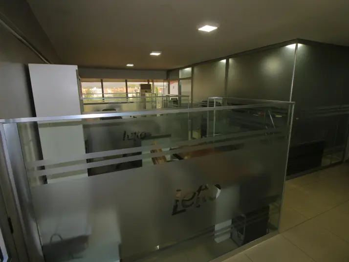 Gaziemir İzban Yakını, 3 Katlı, 370 M² Kiralık Dükkan &#38; Mağaza