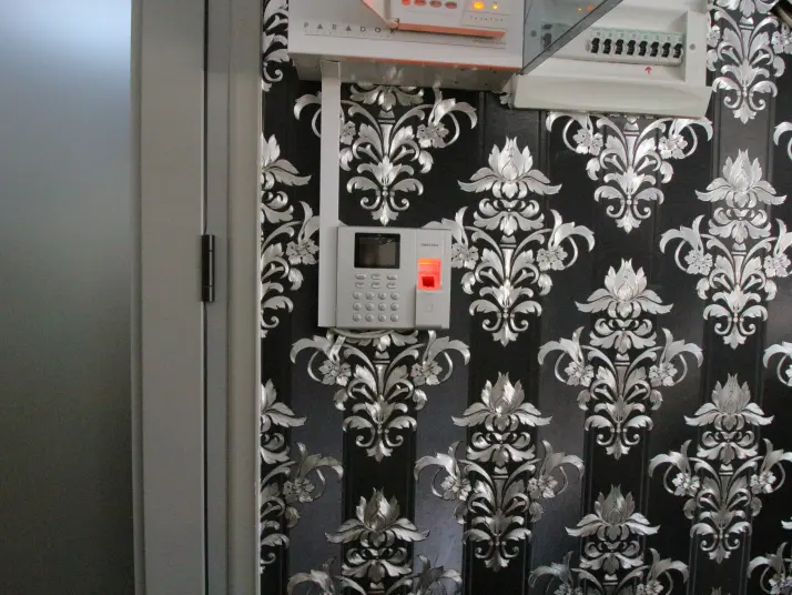 Gaziemir İzban Yakını, 3 Katlı, 370 M² Kiralık Dükkan &#38; Mağaza