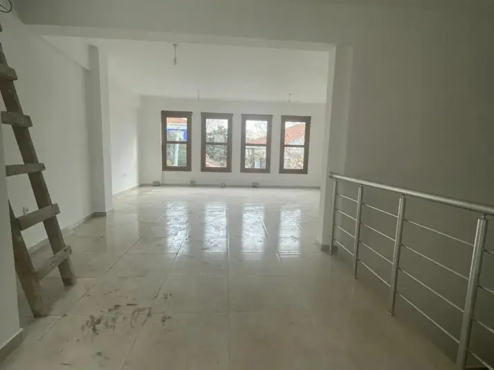 Uğur Mumcu Cadde&#39;si Üzeri Bodrumlu Müstakil Kiralık İşyeri Favorilerime Ekle Yazdır Facebook ile paylaş