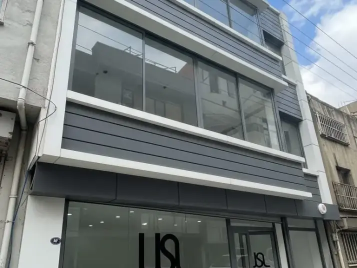 Işıkkent Ayakkabıcılar Sitesi&#39;nde 1000 m2 bodrum ve teraslı 3 katlı komple bina 