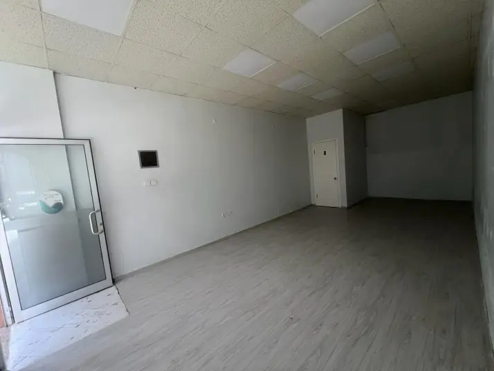 PASİFİKTEN GAZİEMİR ATIFBEYDE 40 M² SATILIK BOŞ DÜKKAN 