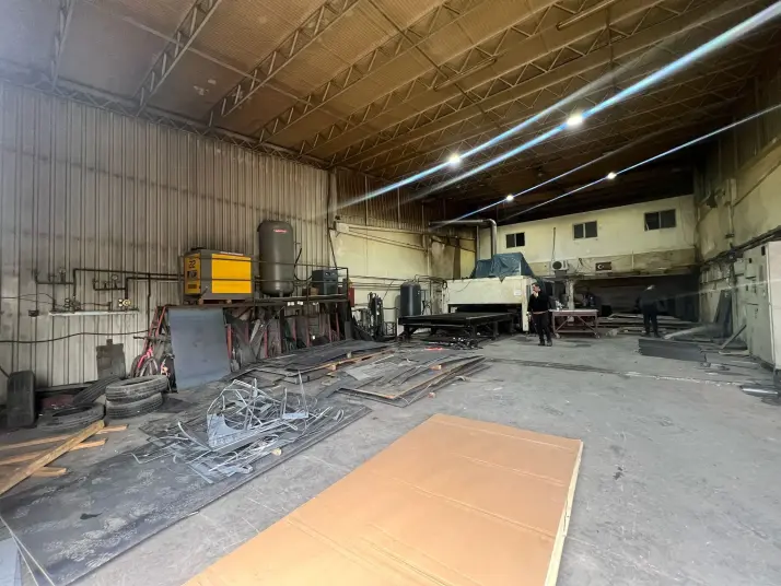 PASİFİKTEN MENDERES KISIK SANAYİ SİTESİNDE 360 M² KAPALI ALANLI ATÖLYE 