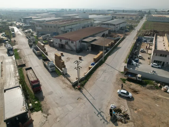 PASİFİKTEN TORBALI YAZIBAŞINDA 2.000 M² KAPALI ALANLI FABRİKA