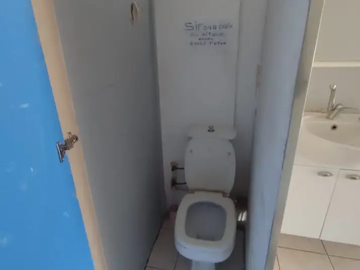 Pierlife&#39;tan Gaziemir Kaymakamlık Karşısı Dükkan mağaza