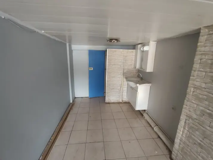 Pierlife&#39;tan Gaziemir Kaymakamlık Karşısı Dükkan mağaza