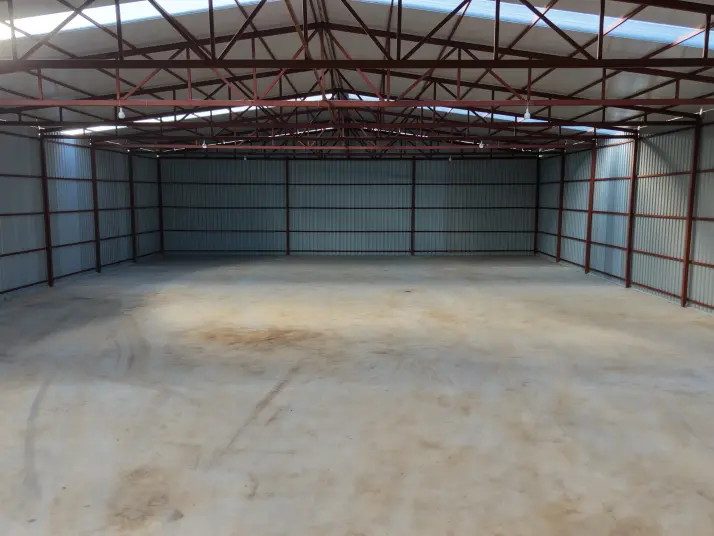 İZMİR MENDERESTE KİRALIK 760M2 KAPALI DEPO İŞYERİ 50KW ELEKTRİK SU