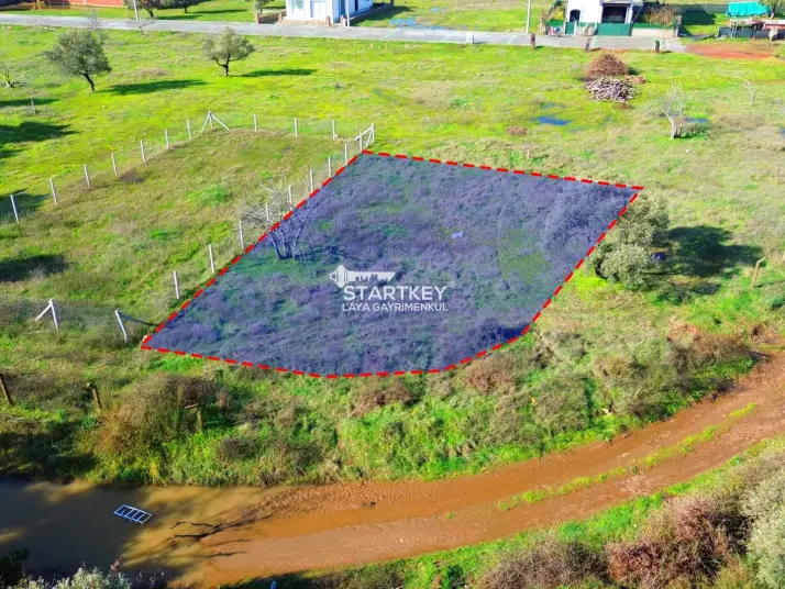 ORTAKLAR&#39;DA 575 M2 SATILIK İMARLI ARSA
