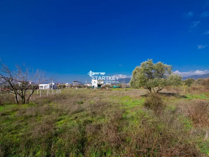 ORTAKLAR&#39;DA 575 M2 SATILIK İMARLI ARSA