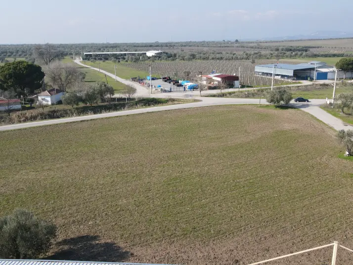 Manisa Saruhanlı HACIRAHMANLI da SATILIK 2100 M2 İmarlı ARSA